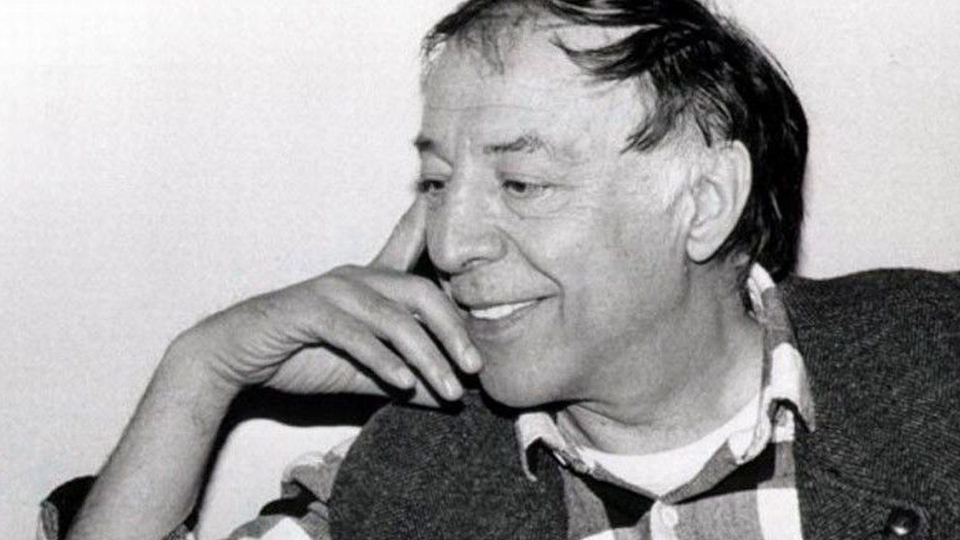 Ünlü sanatçı o hikayeyi anlattı: "Münir abi, sen öl, bak ne biçim kalabalık olacak cenazen"