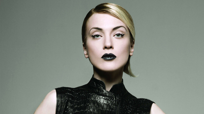 Güzel oyuncu sapığını ihbar etti!