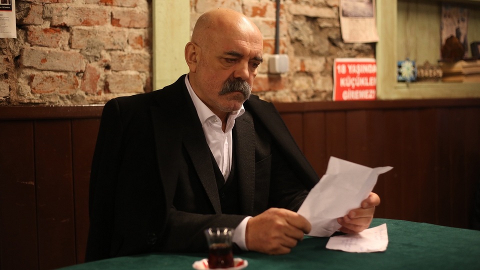 Saadet ve Vartolu'nun romantik dakikaları