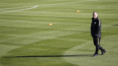 İmparator'dan tavır!