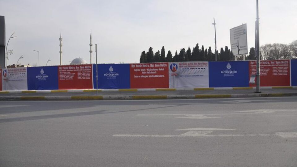 CHP'den Mevlüt Uysal ve Kadir Topbaş hakkında suç duyurusu