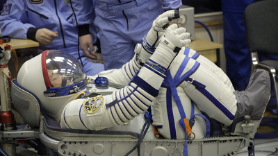 3 hafta önce uzaya gitmişti! 9 cm uzadı