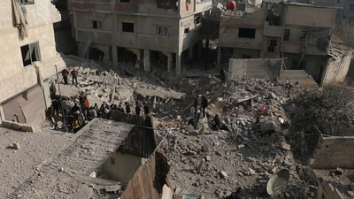 Ablukadaki Doğu Guta'ya saldırılar sürüyor