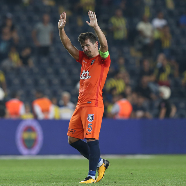 Emre Belözoğlu bombası!