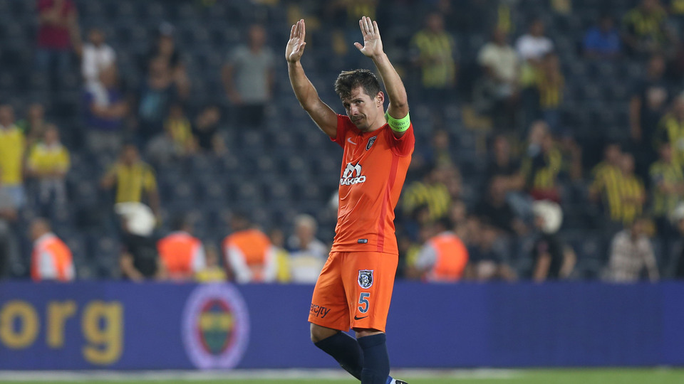 Emre Belözoğlu bombası!