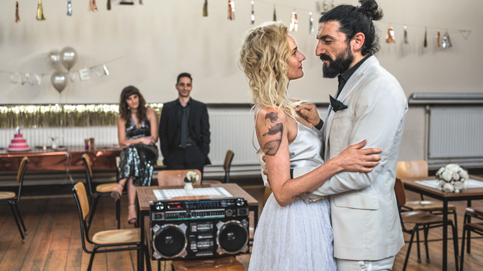 Yeni bir filmle geliyor