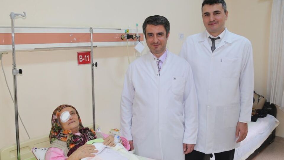 Rize'de ilk kez kornea nakli yapıldı