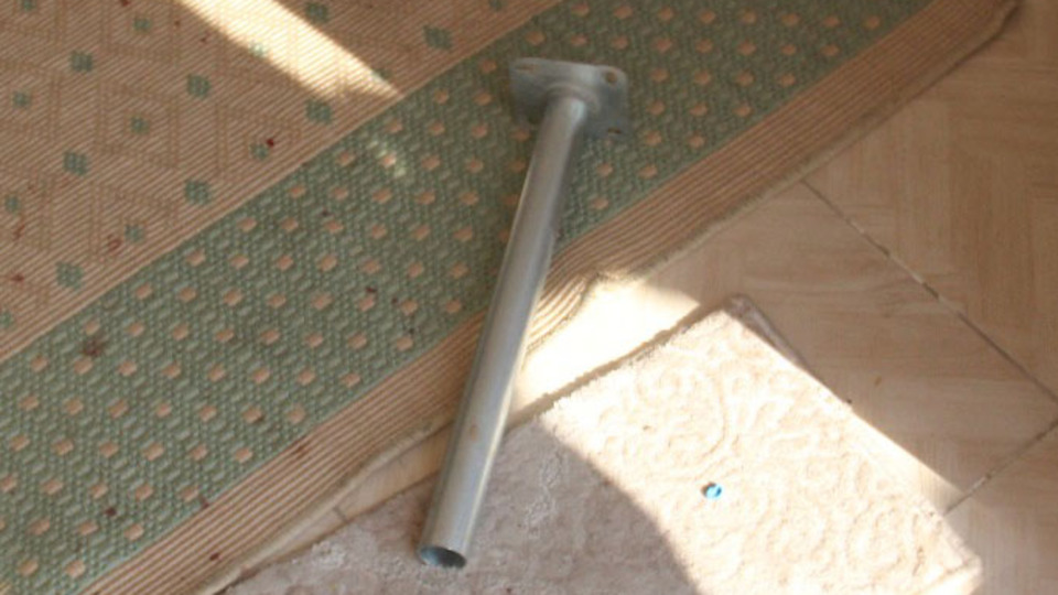 Suriyeli kadınların başına demir çubukla vurup, bileziklerini çaldı