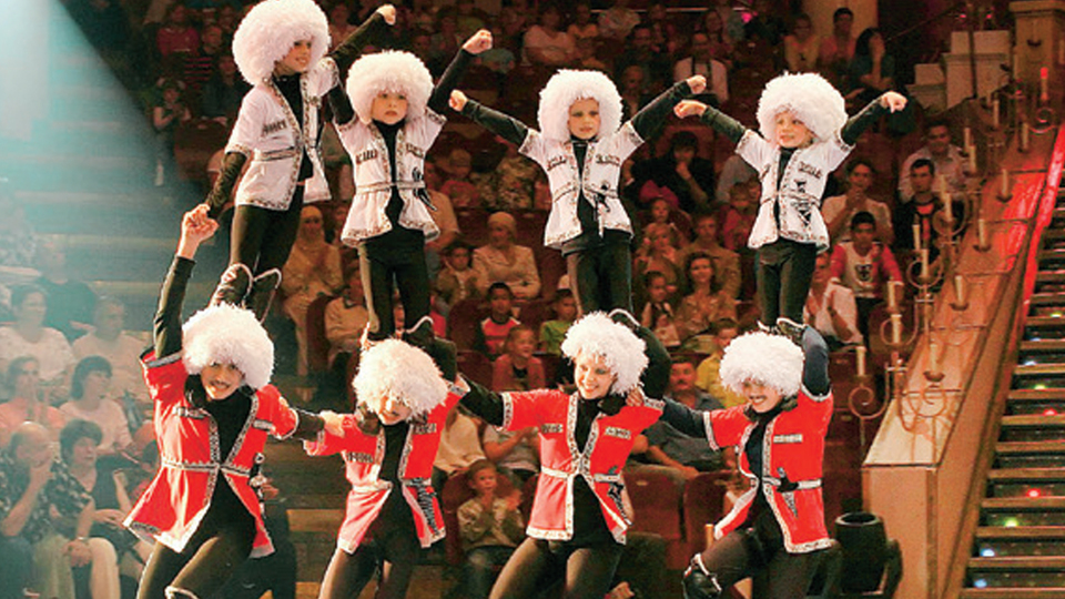 Akrobasi ustaları İstanbul'a geliyor