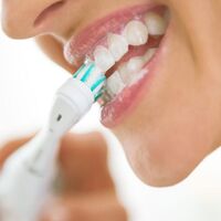 Şarjlı diş fırçalarında bilinçsiz kullanıma dikkat!