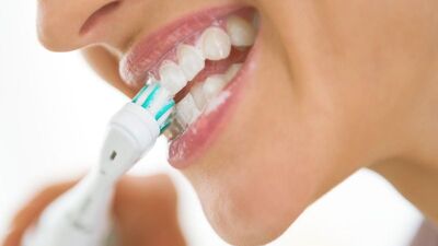 Şarjlı diş fırçalarında bilinçsiz kullanıma dikkat!