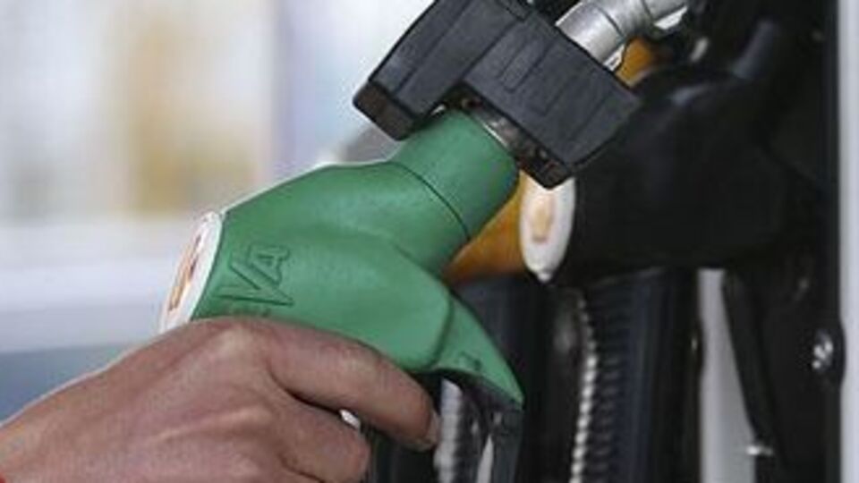 Son dakika... Benzine zam geliyor