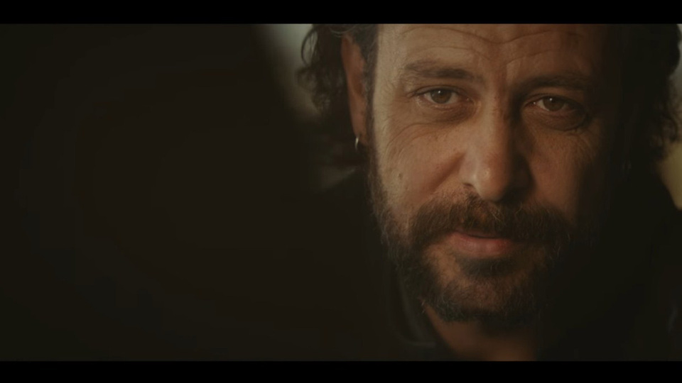 Kaybedenler Kulübü Yolda'dan bir tanıdım daha