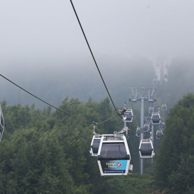 Bursa'da teleferik seferlerine rüzgar engeli