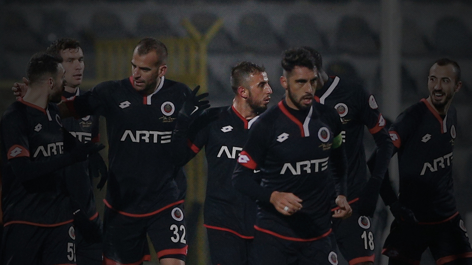 Baba Cavcav, oğul Cavcav ve menajerler!