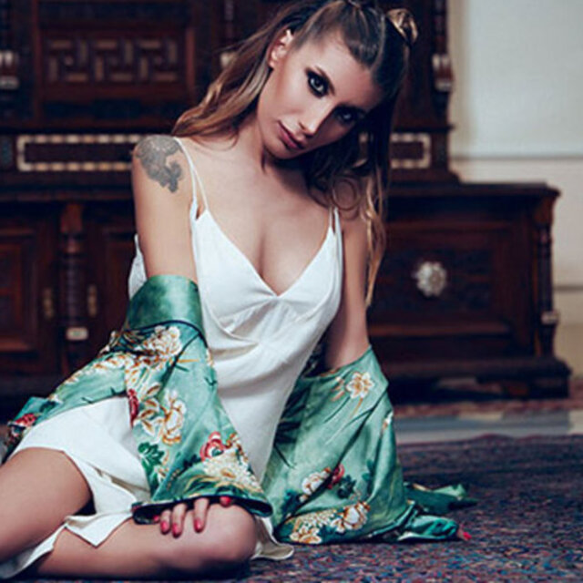 İrem Derici'den şaşırtan paylaşım