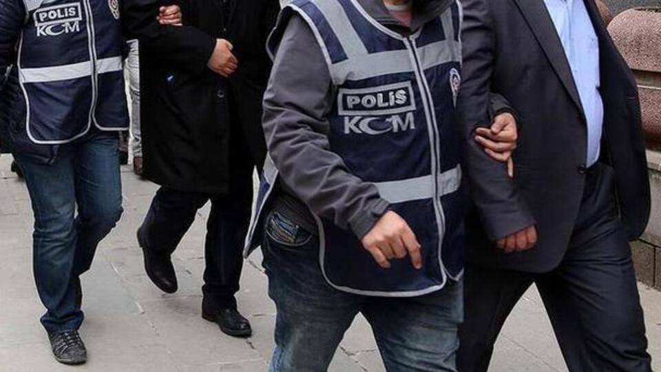 Ankesörlü telefondan 77 itirafçı asker çıktı