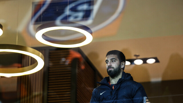 Arda Turan'a Başakşehir yaramadı