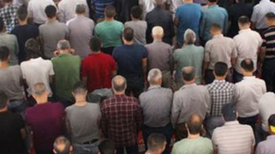 Cuma namazı saat kaçta?