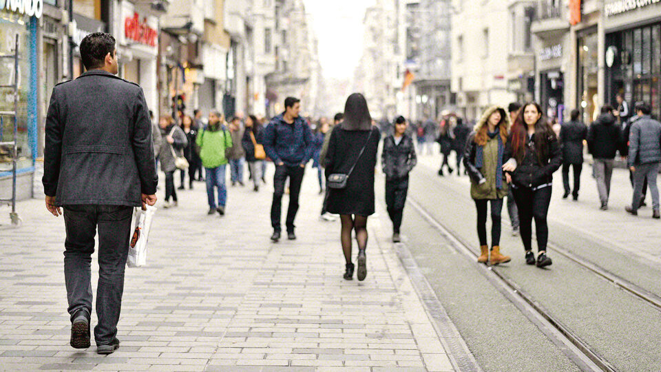 Siyah giyme söz olur