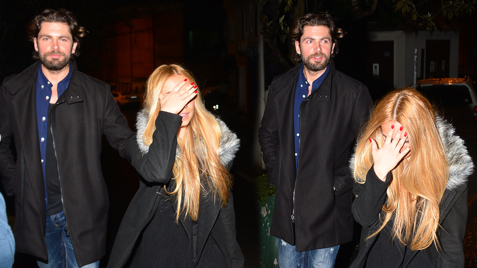 Sevgilisiyle yakalandı