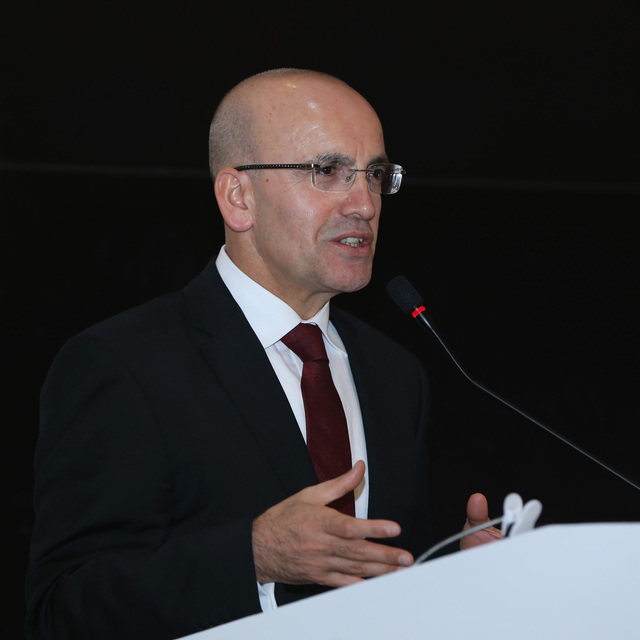 Mehmet Şimşek'ten Afrin ve ekonomi yorumu