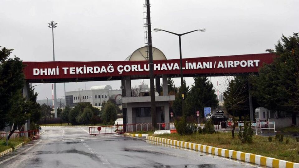 Pilot affetmedi! Yolcunun uçuşunu iptal ettirdi