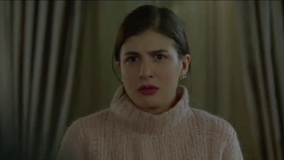 "Macide bizim bütün parayı çöpe atmış!"