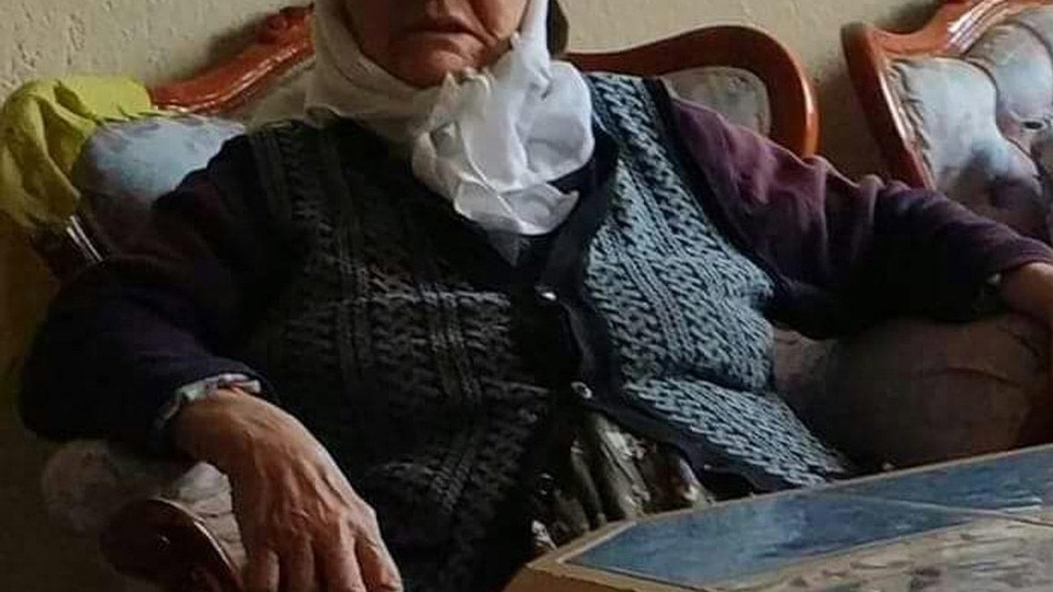 Şehidin yakını acıya dayanamadı