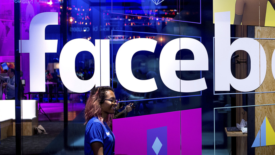 Facebook'taki videolara 'toplu izleme' geliyor