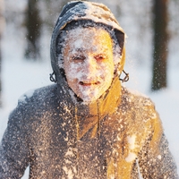Soğuk havada 'yüz felci riski' uyarısı