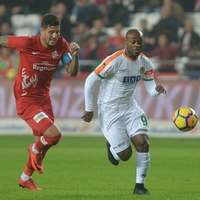 Vagner Love transferinde son perde!