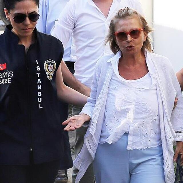 Nazlı Ilıcak hakkında müebbet hapis istemiyle dava açıldı