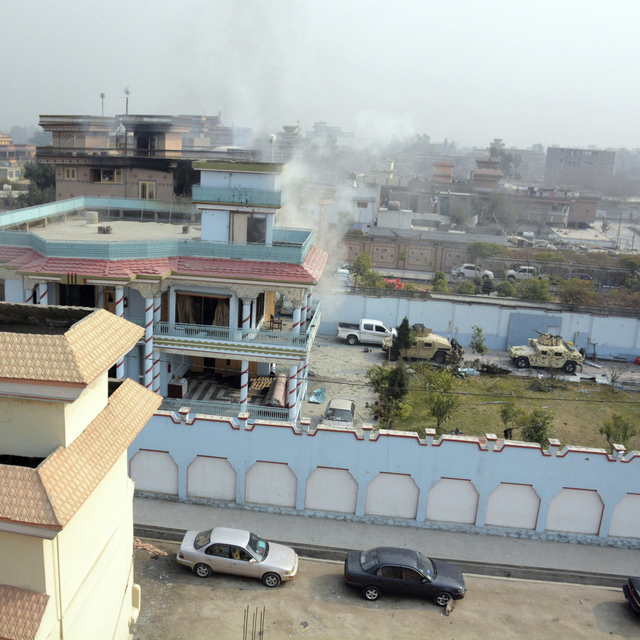 Afganistan'da 'Save the Children' ofisine intihar saldırısı!