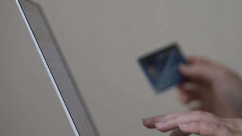 Kredi kartı internetten alışveriş onayı için son günler!