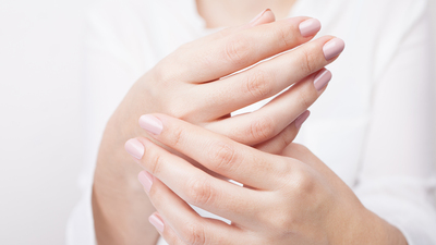 Eller artık yaşı gizliyor! İşte el gençleştirme yöntemleri...