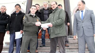 Belediye Başkanından gönüllü askerlik başvurusu