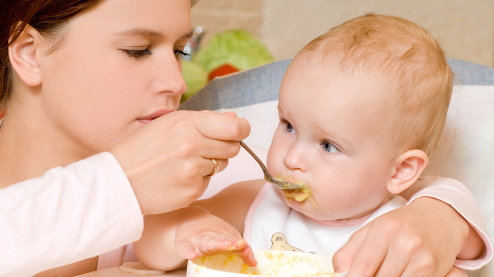 Bebekler için bal, yumurta akı ve çay uyarısı!