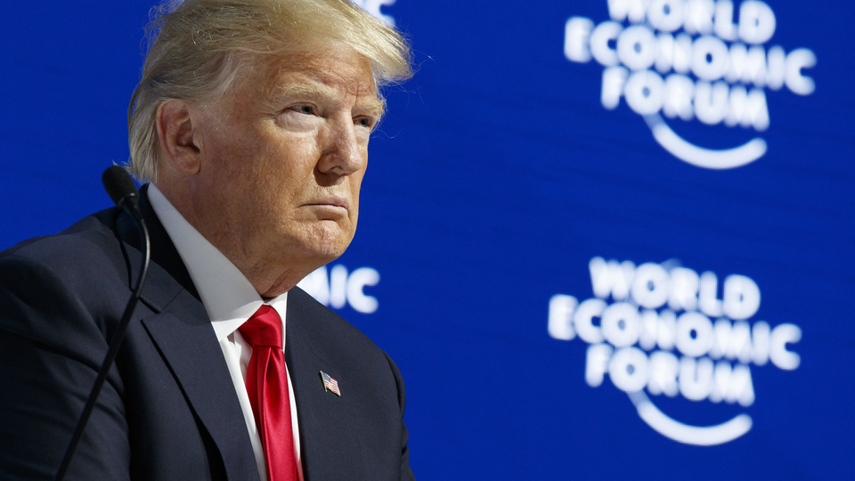 Donald Trump, Davos konuşmasında yuhalandı!