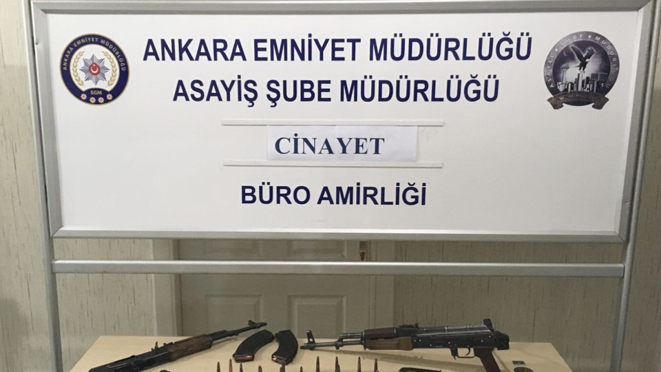 Cinayet zanlıları birbirlerini ele verdi
