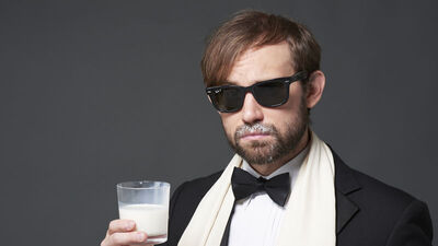 Naz Osmanoğlu:Saraylar benim olsa fena olmazdı