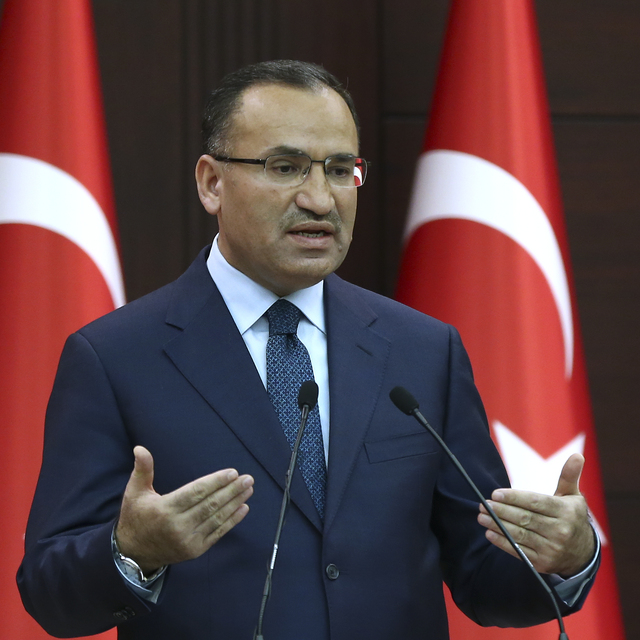 Bozdağ'dan TTB ve TMMOB'a tepki