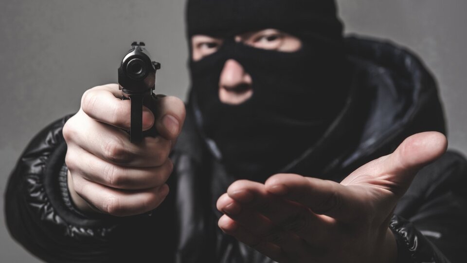 Silahlı Bitcoin soygunu: 1 milyon dolarları vardı...