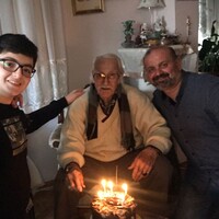 Eşref Kolçak'a sürpriz doğum günü