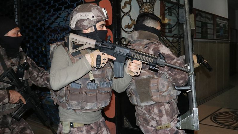 Furkan Vakfı'na eş zamanlı operasyon! 20 gözaltı