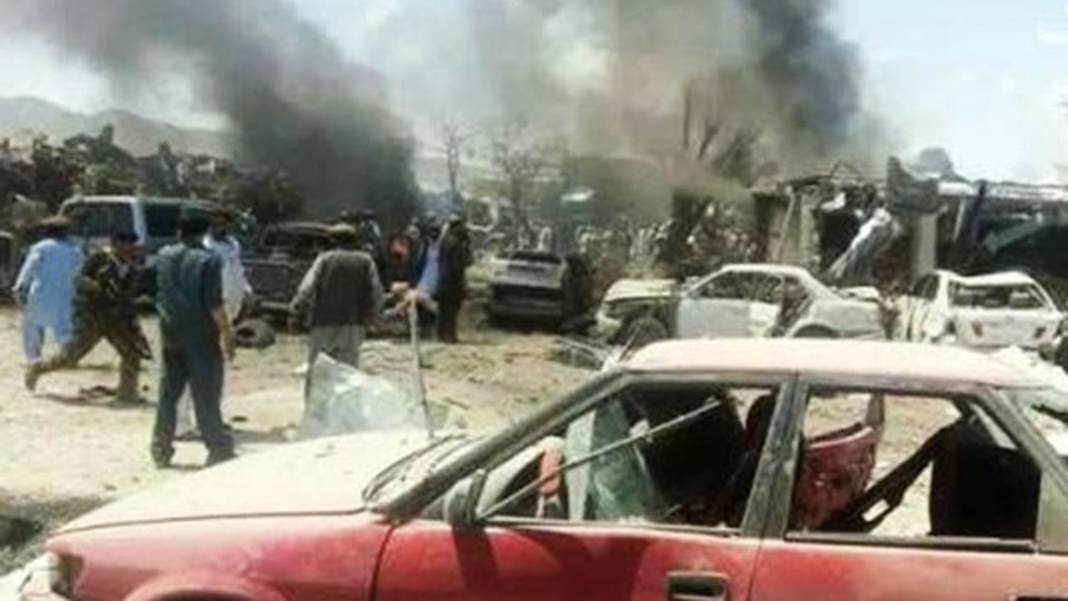 İdlib'de hava saldırısı: 15 ölü, 20 yaralı