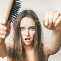 Kullandığınız maske saçınızı dökebilir!