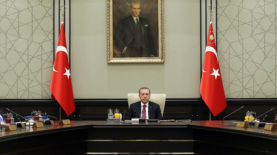 Beştepe'de bir ilk! İşte 7 saat süren toplantıda alınan kararlar