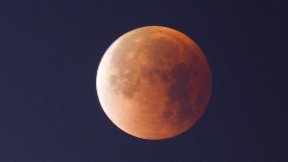 Süper Mavi Kanlı Ay tutulmasının en güzel fotoğrafları