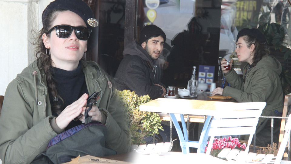 Hayranına mantı ısmarladı